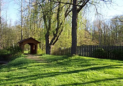 hiking trail to Bonneyville Mill County Park