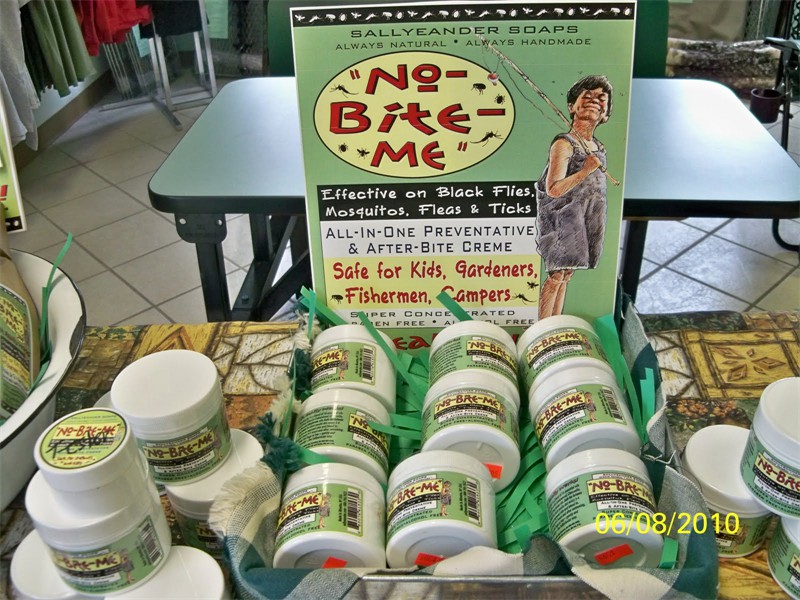 All natural safe alternative to Deet.  Works incredibly well!  Try some today!